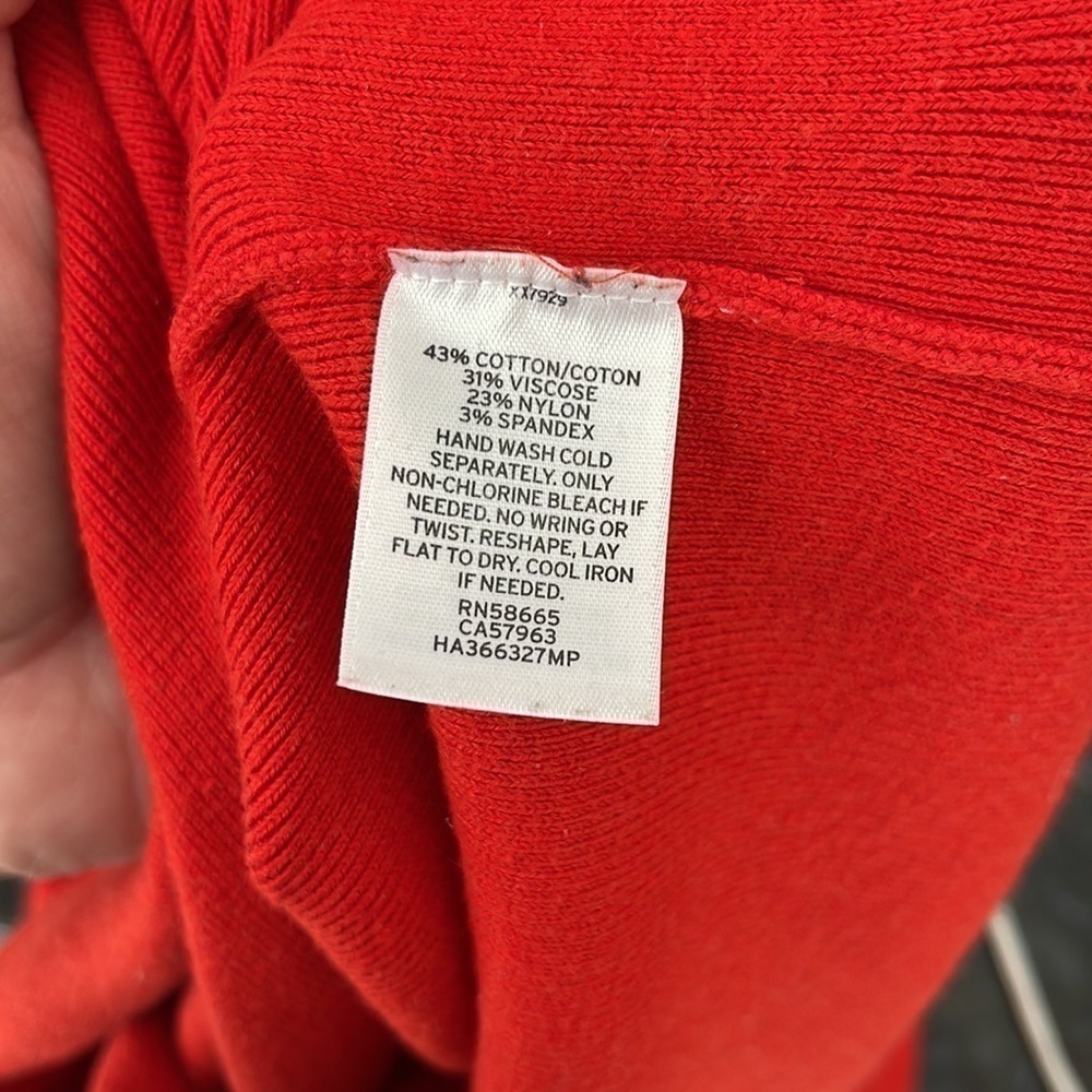 Halogen Size PM Bright Fiery Red Scalloped Sweater - Picture 5 of 8